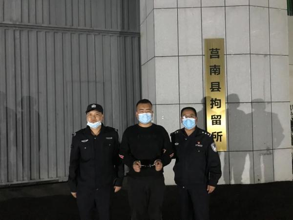 臨沂一男子不滿違停處罰，硬生生把自己送進拘留所......