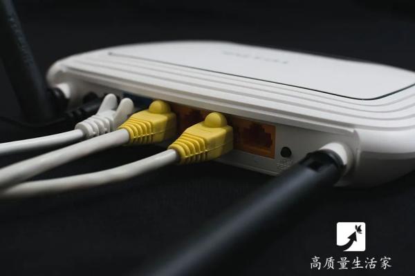 路由器附近，這兩類東西記得不要放，難怪百兆光纖變“龜速”！