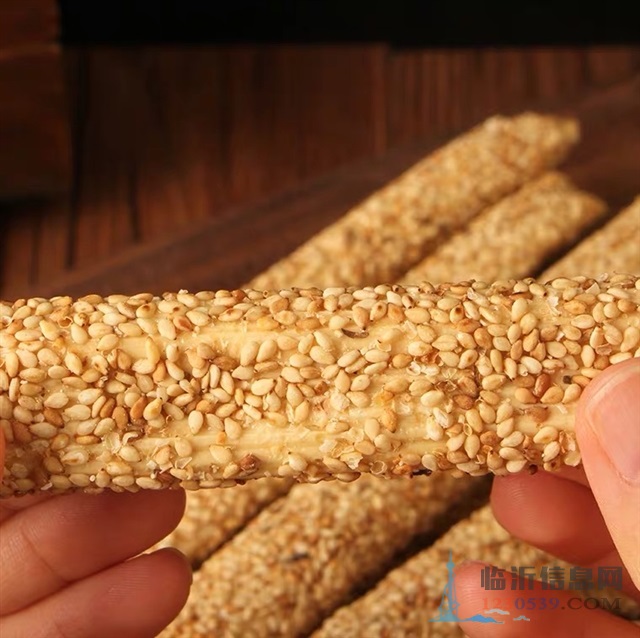 廠家批發(fā) 正宗山東芝麻糖 麥芽糖 芝麻棍桿特產(chǎn) 