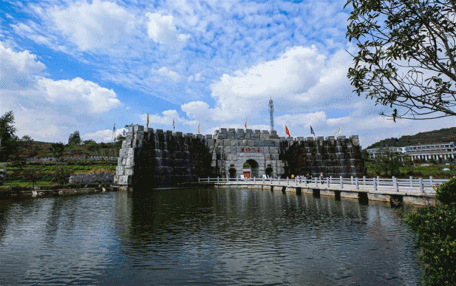 臨沂十大景區(qū)聯(lián)合獻(xiàn)禮十二月