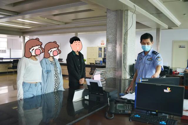 臨沂倆00后女孩坐車頂“兜風(fēng)”??！豈能拿生命當(dāng)兒戲