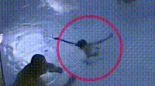 痛心！1人失足7人施救！8名落水小學(xué)生均無生命體征…警鐘再次敲響