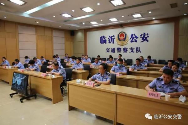 異地用警，交叉執(zhí)法！臨沂公安交警重拳整治貨運(yùn)車輛交通違法
