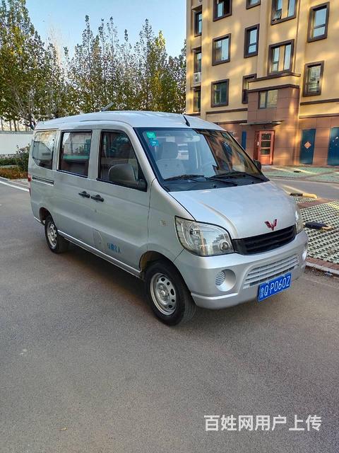 2011年新五菱之光6390，一手車，售價8千8