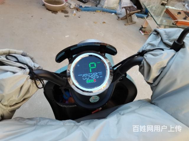 轉(zhuǎn)讓購買倆月的雅迪電動車