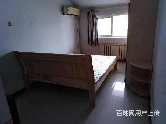 北城新區(qū)北京路135平米750元每月