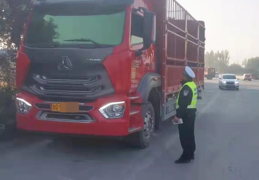 重拳出擊，整治大貨車交通違法“頑疾”！