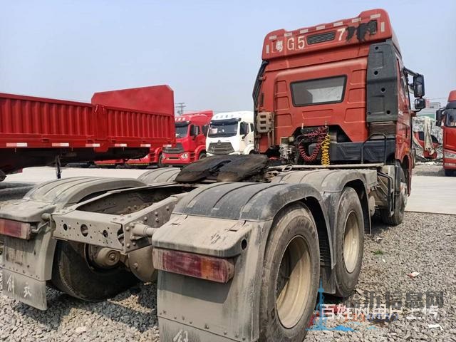 出售精品二手解放牽引車 460馬力，國五，雙驅(qū)輕體