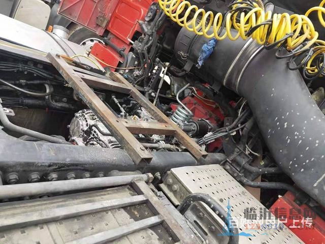 全手續(xù)國五二手歐曼牽引車 460馬力  雙驅(qū)輕體