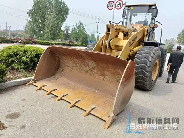 轉(zhuǎn)讓個(gè)人18年山工652D