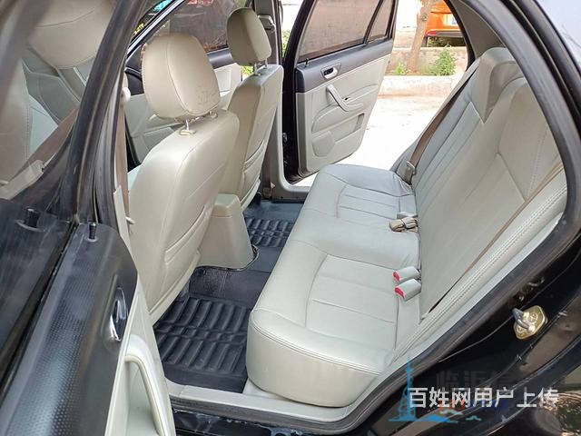 吉利SC3 2014款 1.3 手動 尊貴型