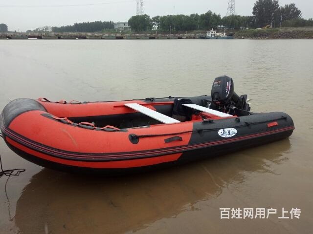 沖鋒舟推進(jìn)器船外機(jī)