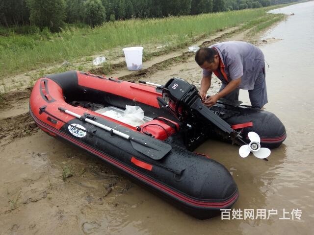 沖鋒舟推進(jìn)器船外機(jī)
