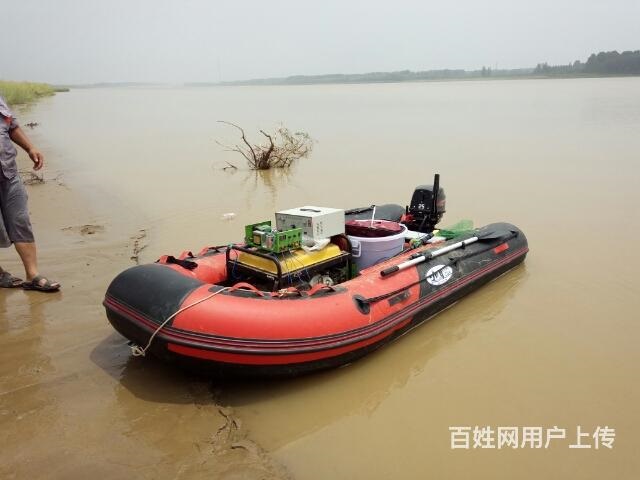 沖鋒舟推進(jìn)器船外機(jī)
