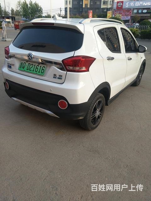 鋰電電動轎車