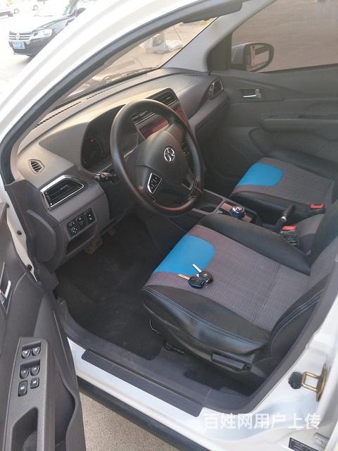 鋰電電動轎車