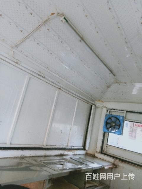 電動四輪餐車低價轉(zhuǎn)讓