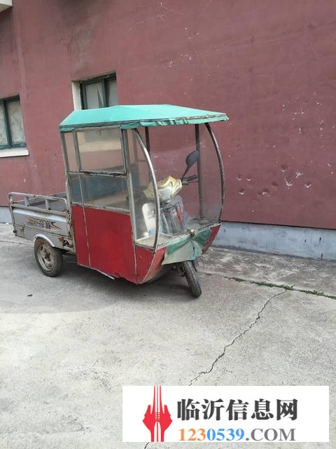 電動(dòng)三輪車便宜出售