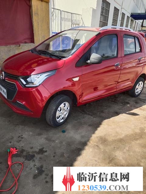 低價(jià)轉(zhuǎn)讓庫(kù)存油電混合寶路達(dá)電動(dòng)車。