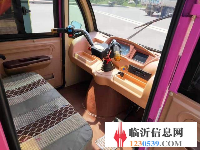 電動(dòng)三輪車