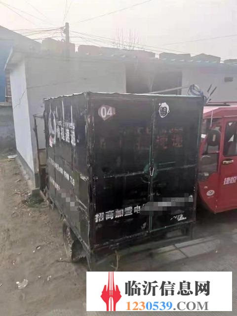 二手電動(dòng)三輪車一輛