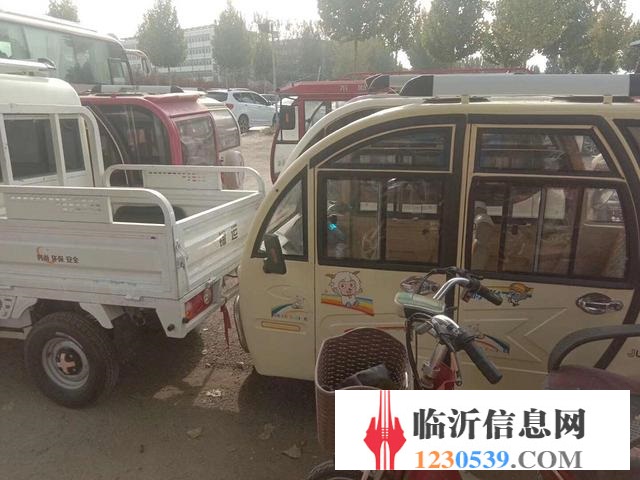 二手三輪車，四輪車