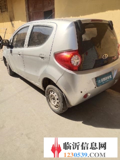 急轉(zhuǎn)寶雅低速電動汽車