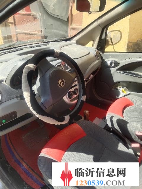 急轉(zhuǎn)寶雅低速電動汽車