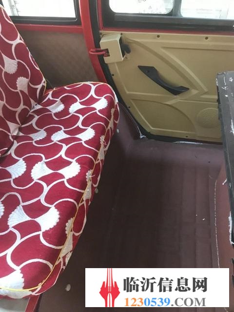 9成新金迪電動(dòng)三輪車轉(zhuǎn)讓