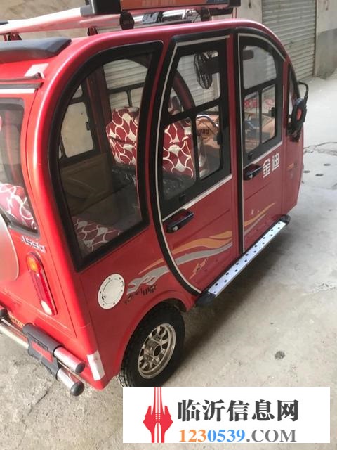 9成新金迪電動(dòng)三輪車轉(zhuǎn)讓