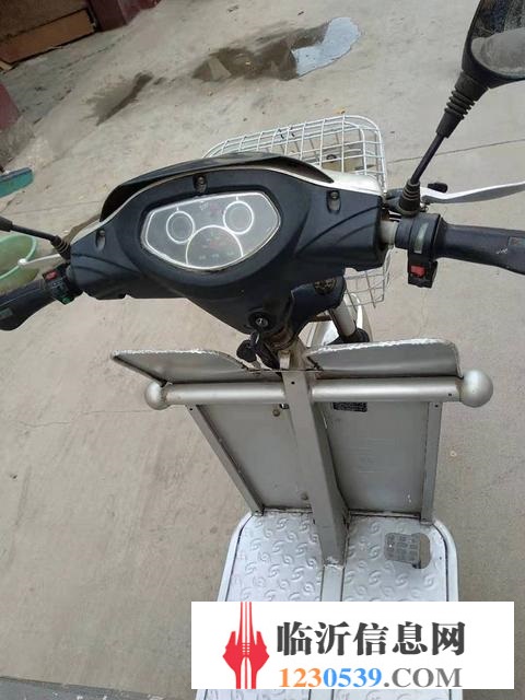 三輪電動車