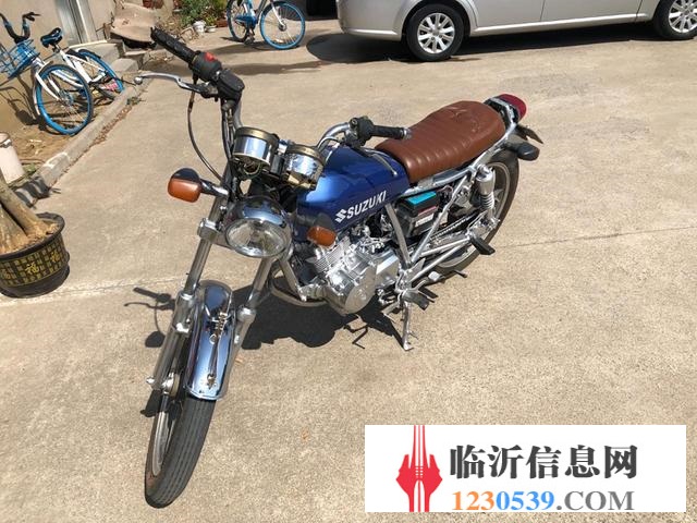 出售自己改裝復(fù)古車，鈴木發(fā)動(dòng)機(jī)，超級(jí)拉風(fēng)