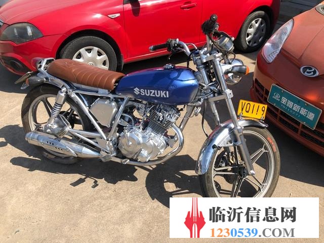 出售自己改裝復(fù)古車，鈴木發(fā)動(dòng)機(jī)，超級(jí)拉風(fēng)