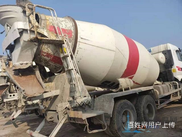 出售17年二手三一大12方攪拌車340馬力三一上裝