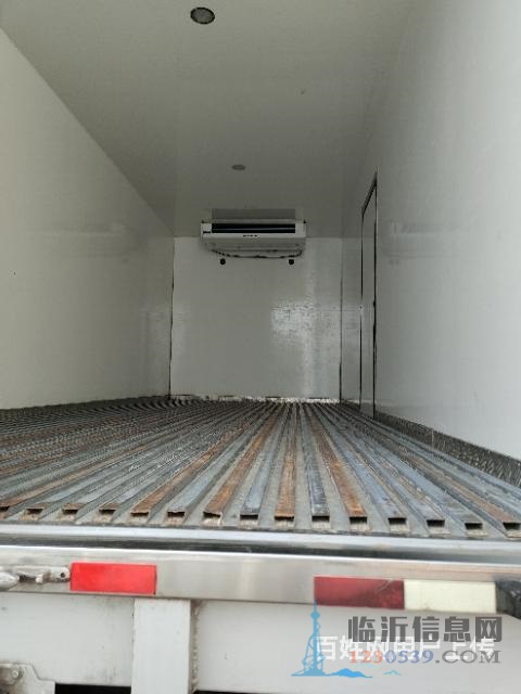 東風(fēng)天龍6.8冷藏車