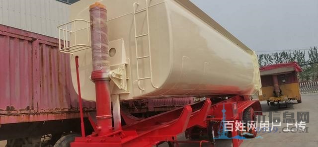 現(xiàn)車出售罐式后翻自卸半掛車 全國入戶 廠家直銷