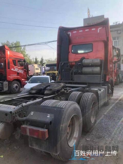 低價(jià)出售二手豪沃牽引車 440馬力國(guó)五 雙驅(qū)輕體
