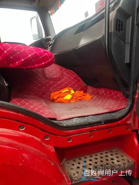 出售二手解放牽引車，錫柴發(fā)動(dòng)機(jī)，350馬力，國(guó)五，