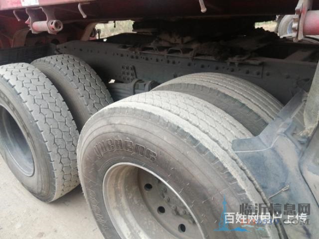 國五520馬力東風天龍旗艦牽引車