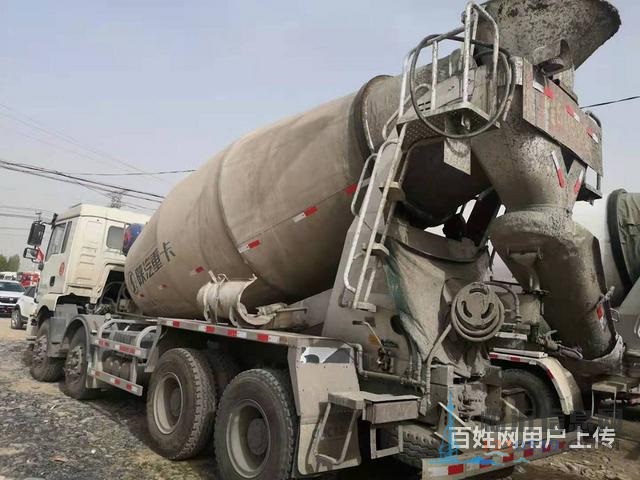 20年輕量化二手德龍攪拌車出售 340馬力大12方