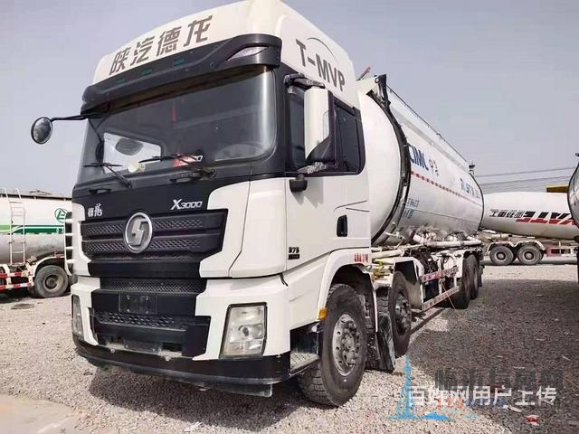 精品二手德龍散裝水泥罐車 375馬力，國(guó)五48方罐