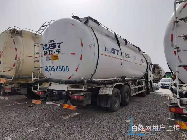 精品二手德龍散裝水泥罐車 375馬力，國(guó)五48方罐