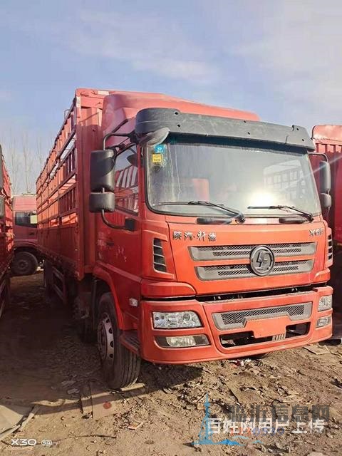 轉(zhuǎn)讓二手8.6米高欄載貨車 前四后四 240馬力