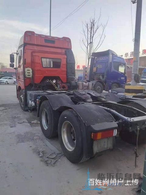 出售二手解放牽引車 420馬力，國五，雙驅(qū)輕量化，