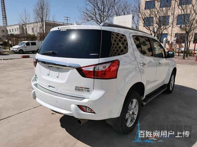 五十鈴mu-X 2017款 2.5T 手自一體 四驅(qū)超豪華型