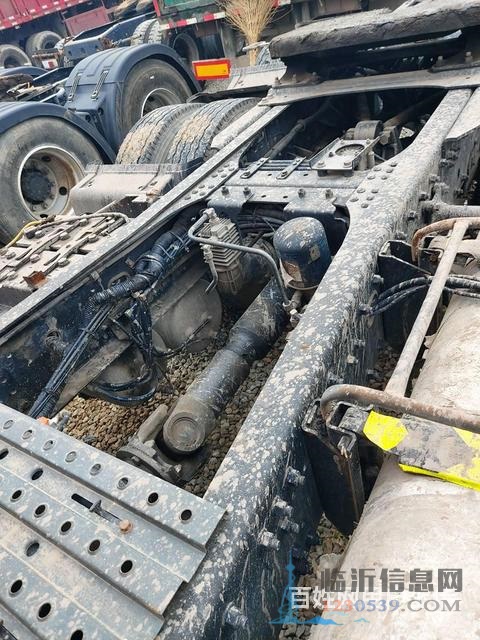 430馬力二手解放天威牽引車 雙驅(qū)輕體 國五可分期
