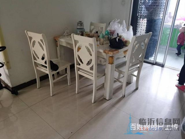 錦繡藍(lán)山 精裝三室兩廳 客廳通陽臺(tái) 證滿五年