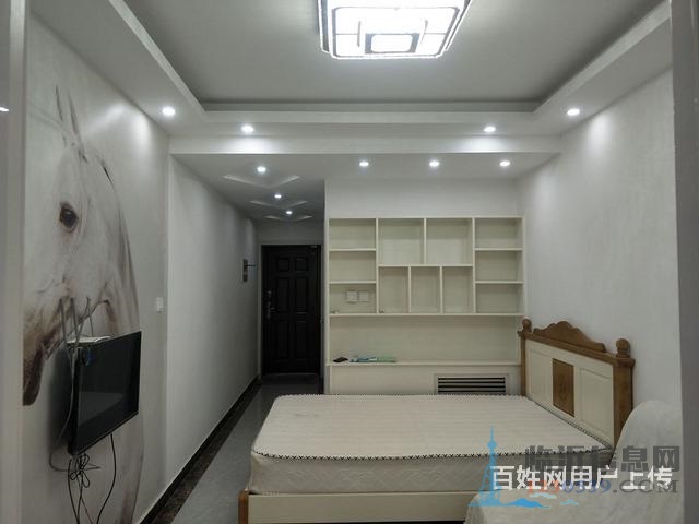 錦繡藍(lán)山  南臨 銀泰景苑 精裝一室 證過(guò)二