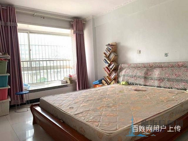 免 稅，真實圖片，低樓層，精裝南北通透， 近，天鵝湖