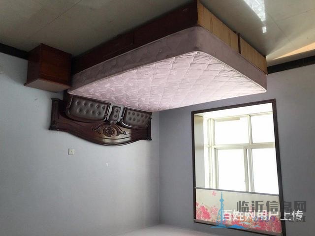 盛世春天 三室兩廳 客廳通陽(yáng)臺(tái) 采光無(wú)遮擋